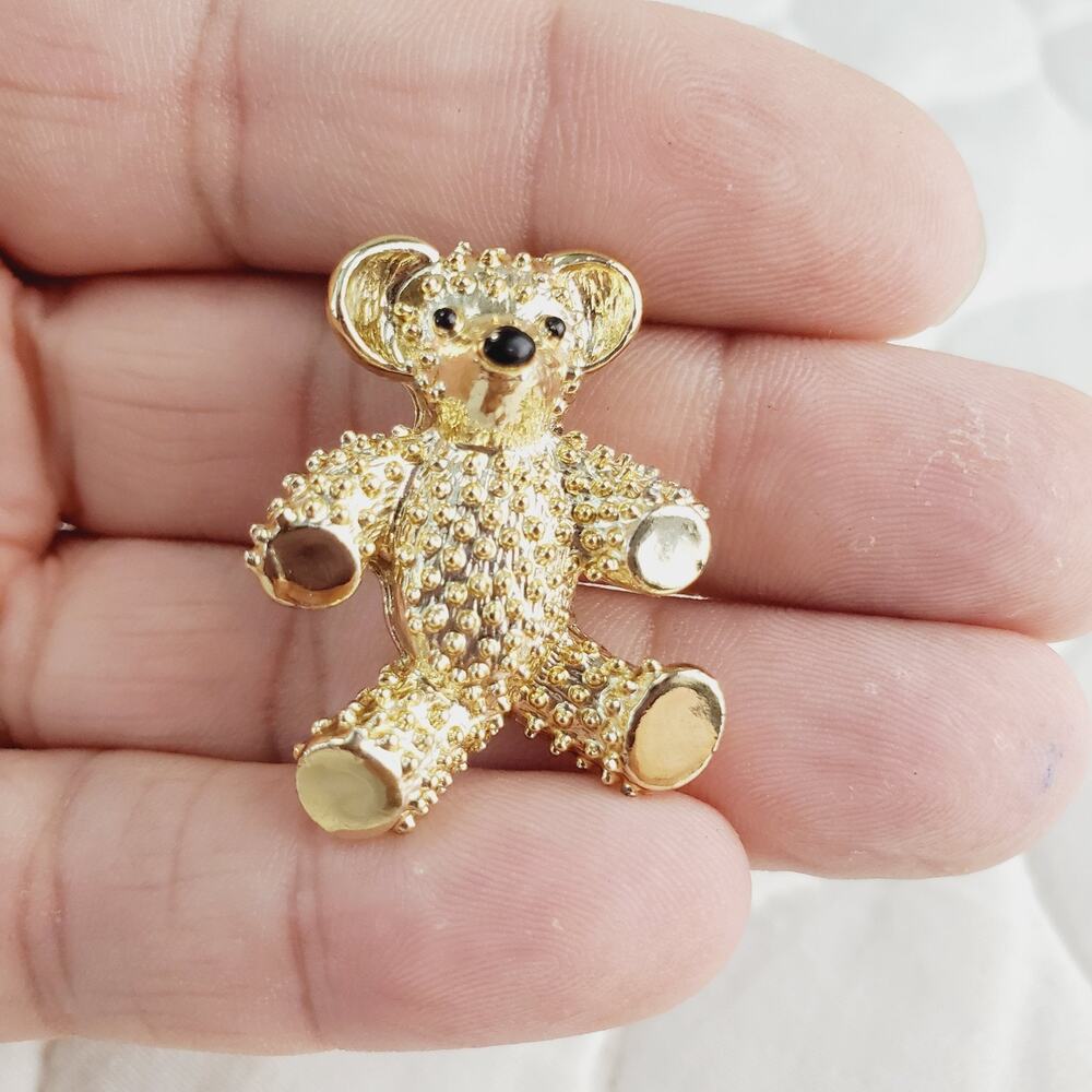 Vintage Gold Tone Textured Small Teddy Bear Brooch Pin Retro Collectible Fashion